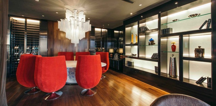 corniche-ultra-lounge-2-2