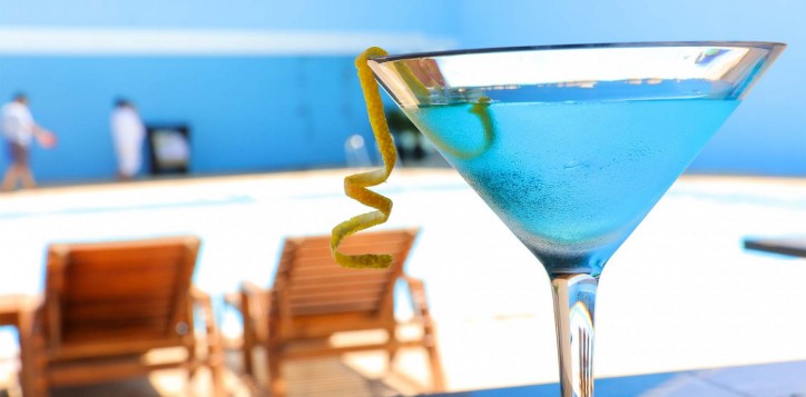pool-bar-pl-vt-day-085609-2-2