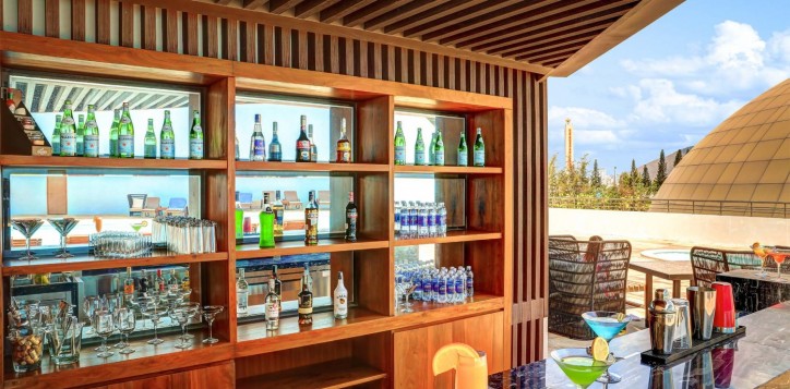 pool-bar-pl-vt-day-085609-7-2